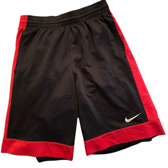 Nike Basketball Shorts Black‎ Red Border Pockets Men’s Size Small - Picture 1 of 3